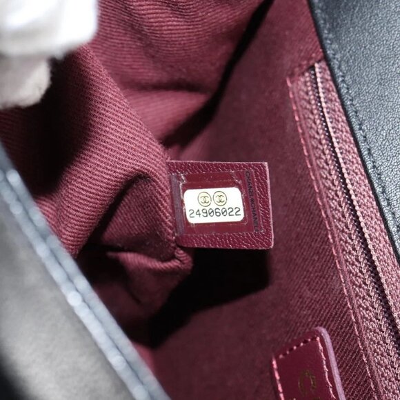 CHANEL Matelasse Chain Shoulder Bag Leather Black Gold CC Auth 118140AM - Picture 12 of 16